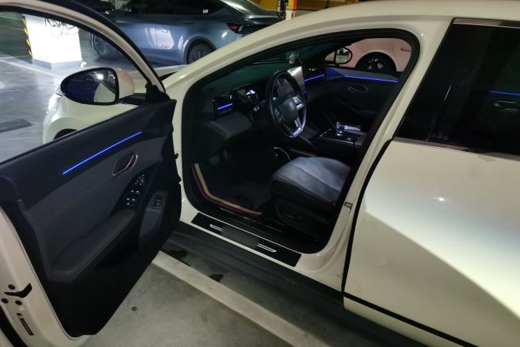 Used BYD Qin L 2025 EV 545KM Excellence Edition Driver Seat