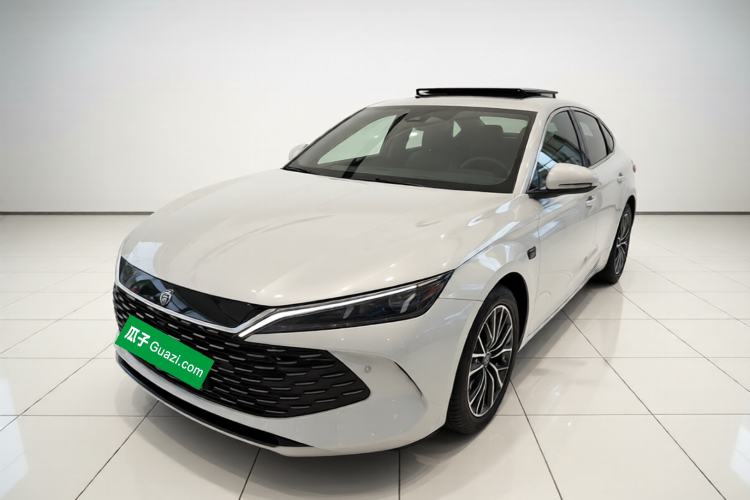 BYD Qin L 2025 DM-i Smart Drive 120KM Excellence Model