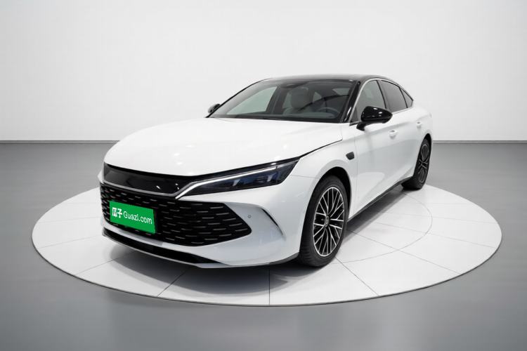 BYD Qin L 2025 DM-i Smart Drive 120KM Excellence Model