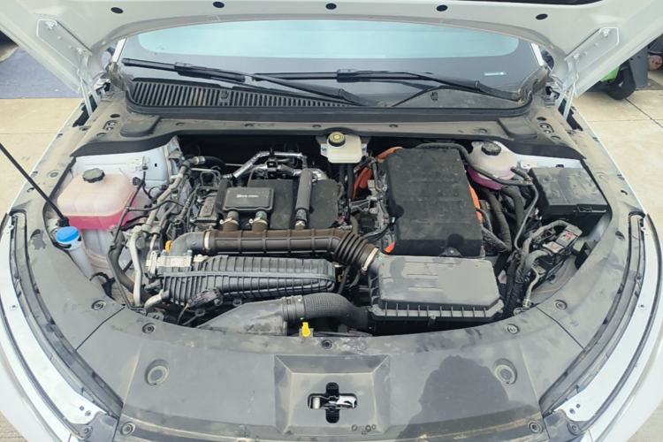 Used BYD Qin L 2025 DM-i Smart Drive 120KM Superior Model Engine Bay