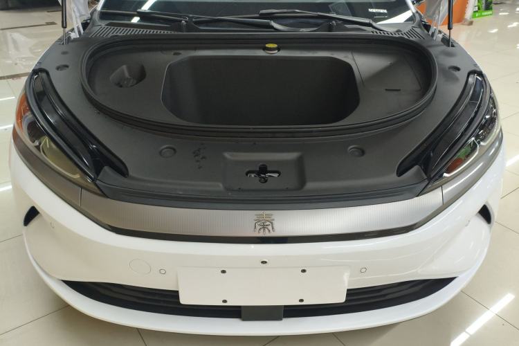 Used BYD Qin L 2025 EV 545KM Beyond Version Engine Bay