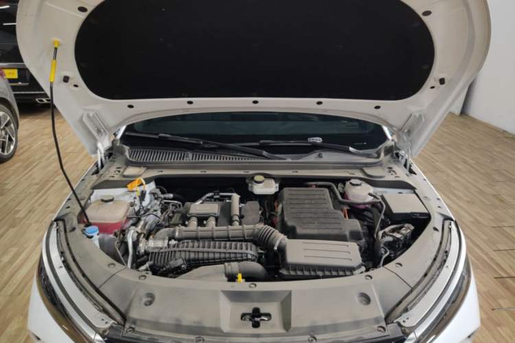 Used BYD Qin L 2025 DM-i Smart Drive 80KM Superior Model Engine Bay