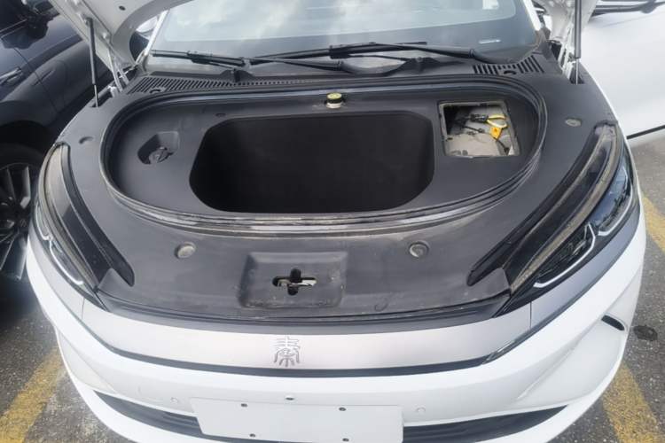 Used BYD Qin L 2025 EV 470KM Leading Edition Engine Bay