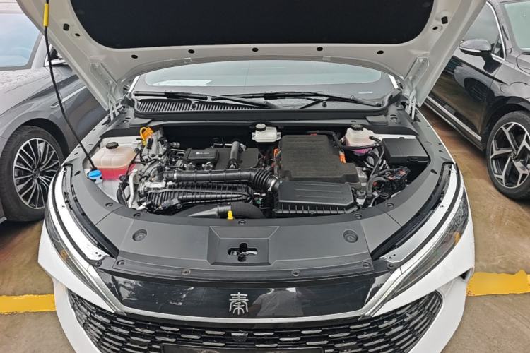 Used BYD Qin L 2025 DM-i Smart Drive 80KM Leading Model Engine Bay