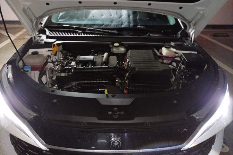 Used BYD Qin L 2025 DM-i Smart Drive 80KM Leading Model Engine Bay