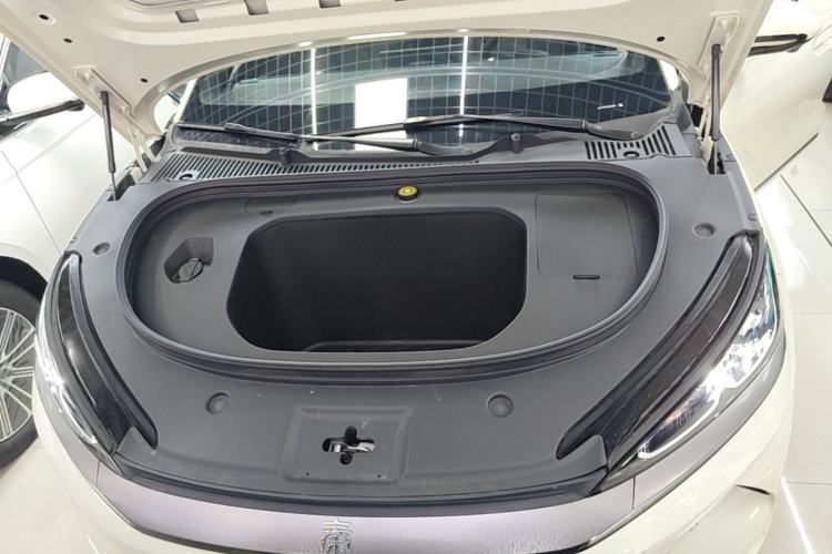 Used BYD Qin L 2025 EV 545KM Beyond Version Engine Bay