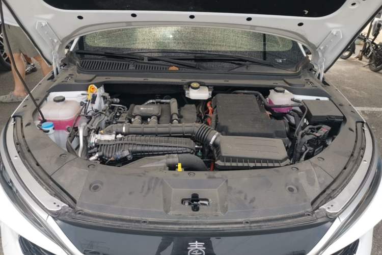 Used BYD Qin L 2025 DM-i Smart Drive 80KM Leading Model Engine Bay