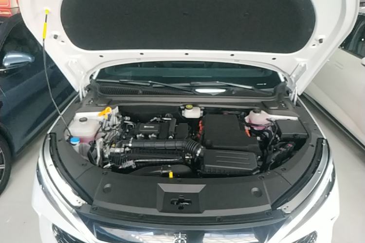 Used BYD Qin L 2025 DM-i Smart Drive 80KM Leading Model Engine Bay