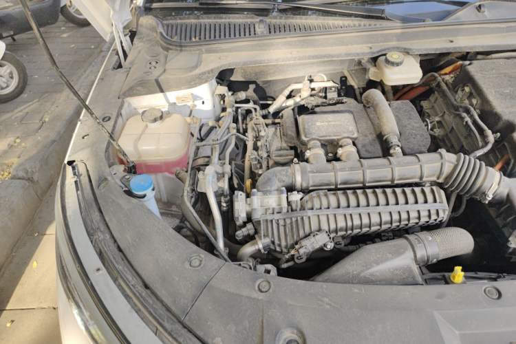 Used BYD Qin L 2025 DM-i Smart Drive 120KM Leading Model Engine Bay Right