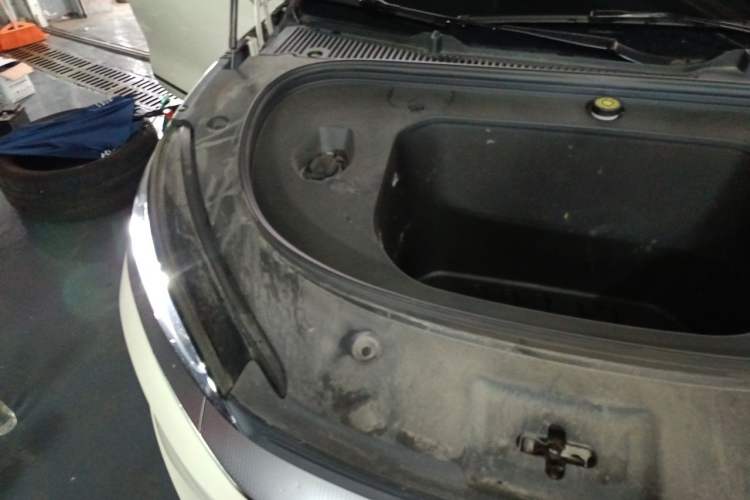 Used BYD Qin L 2025 EV 470KM Leading Edition Engine Bay Right