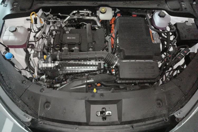 Used BYD Qin L 2025 DM-i Smart Drive 80KM Leading Model Engine Bay