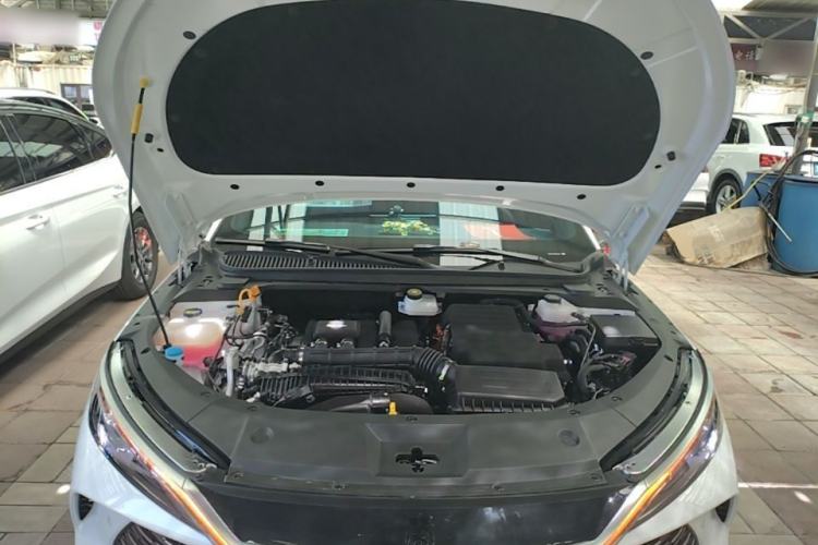 Used BYD Qin L 2025 DM-i Smart Drive 80KM Leading Model Engine Bay