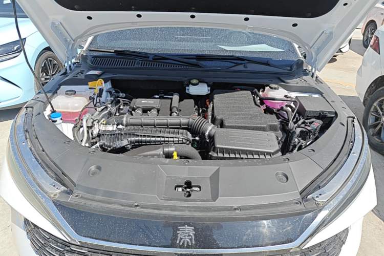 Used BYD Qin L 2025 DM-i Smart Drive 80KM Superior Model Engine Bay