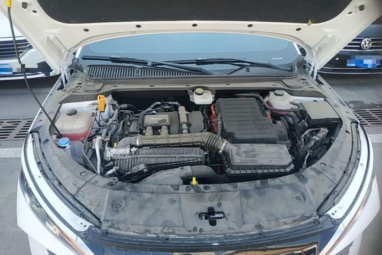 Used BYD Qin L 2025 DM-i Smart Drive 80KM Leading Model Engine Bay
