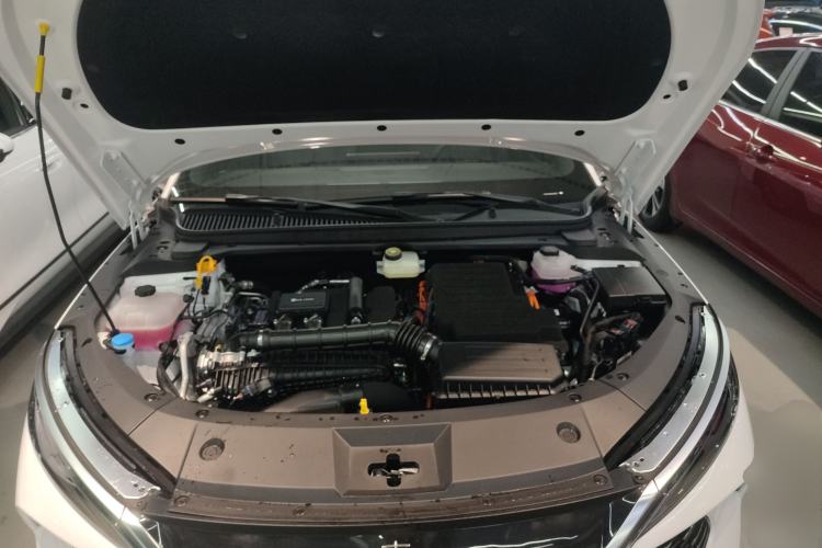 Used BYD Qin L 2025 DM-i Smart Drive 80KM Leading Model Engine Bay