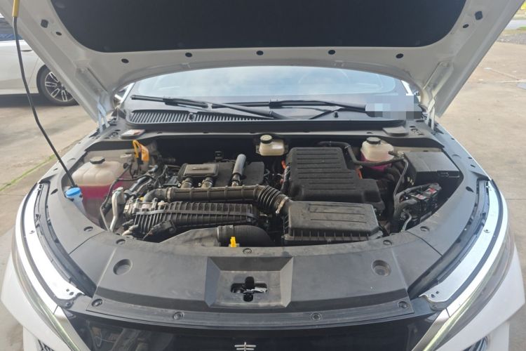 Used BYD Qin L 2025 DM-i Smart Drive 80KM Leading Model Engine Bay