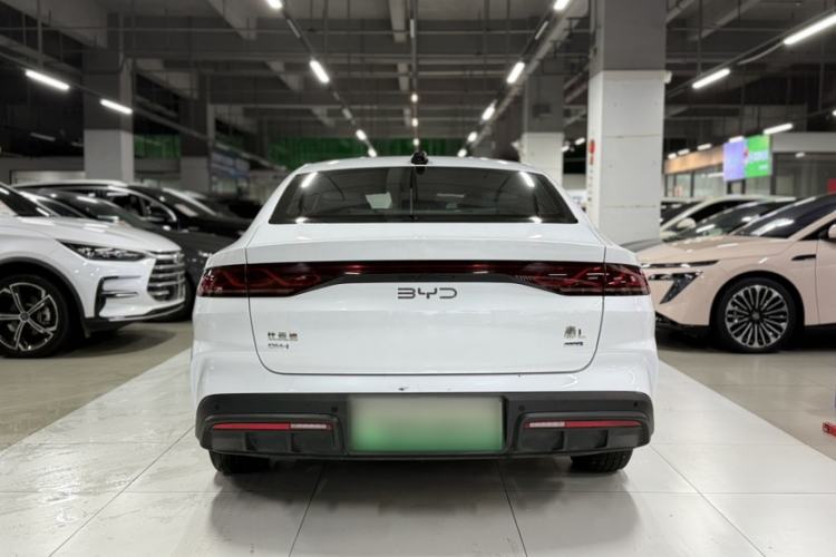 Used BYD Qin L 2025 DM-i Smart Drive 80KM Leading Model Exterior 1