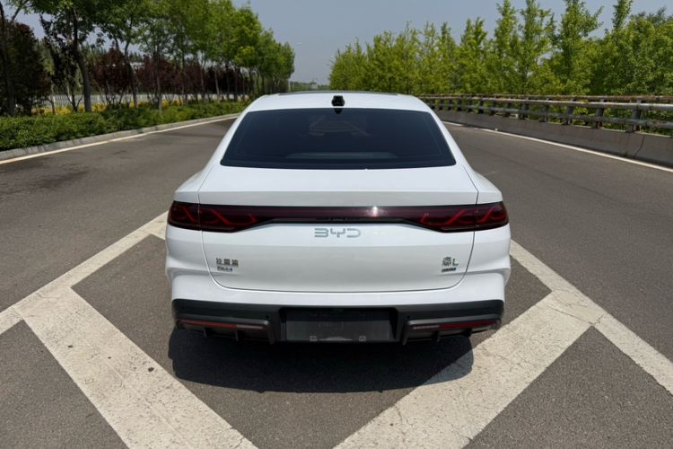 Used BYD Qin L 2025 DM-i Smart Drive 120KM Leading Model Exterior 1