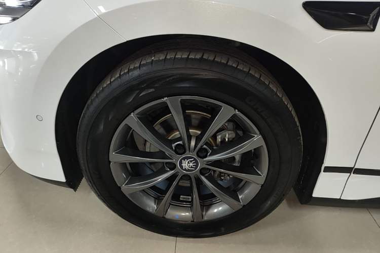 Used BYD Qin L 2025 EV 545KM Beyond Version Exterior 2