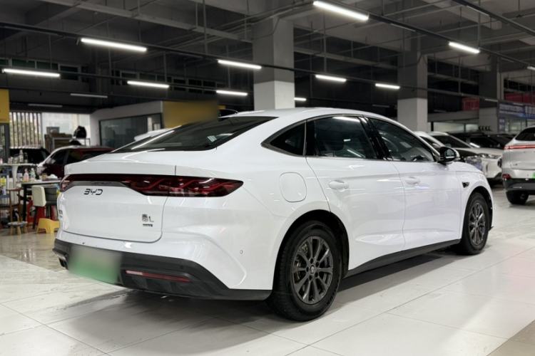 Used BYD Qin L 2025 DM-i Smart Drive 80KM Leading Model Exterior 3