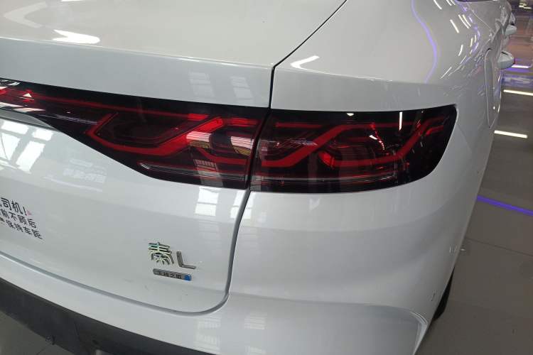 Used BYD Qin L 2025 DM-i Smart Drive 80KM Leading Model Exterior 3