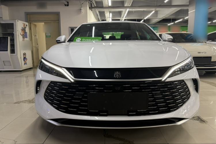 Used BYD Qin L 2025 DM-i Smart Drive 120KM Leading Model Exterior 3