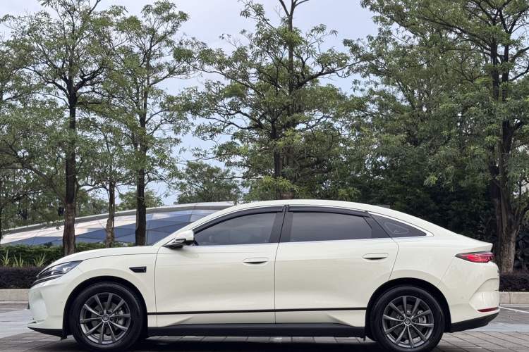 Used BYD Qin L 2025 EV 470KM Leading Edition Exterior 3