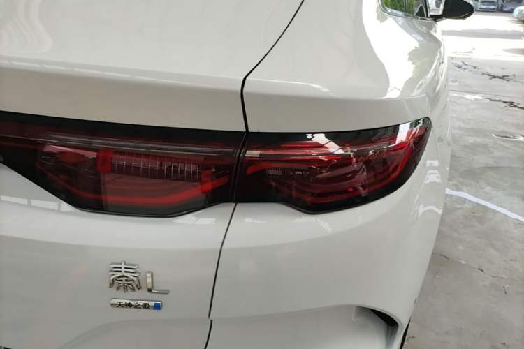 Used BYD Qin L 2025 EV 470KM Leading Edition Exterior 3