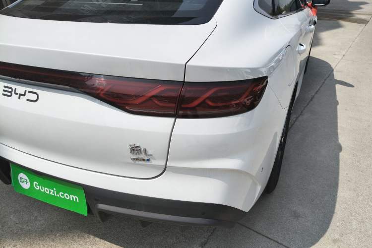 Used BYD Qin L 2025 DM-i Smart Drive 120KM Superior Model Exterior 3