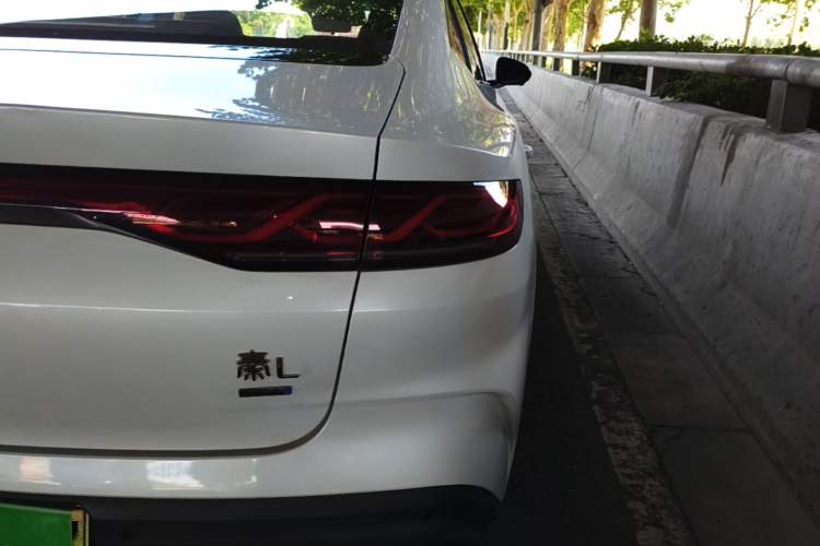 Used BYD Qin L 2025 DM-i Smart Drive 120KM Leading Model Exterior 3