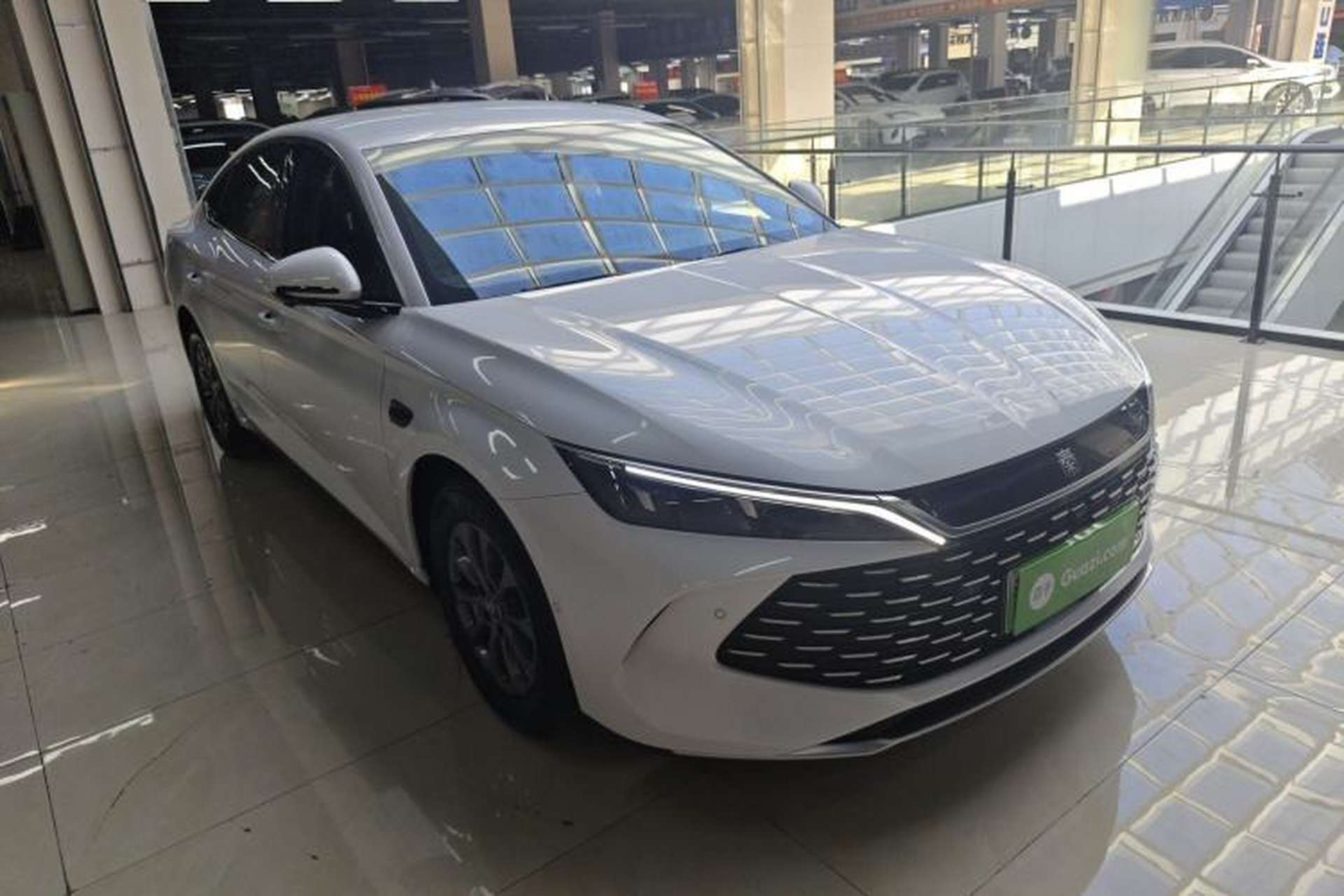 Used BYD Qin L 2025 DM-i Smart Drive 80KM Leading Model Exterior 3