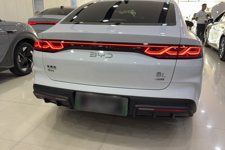 Used BYD Qin L 2025 DM-i Smart Drive 120KM Leading Model Exterior 4