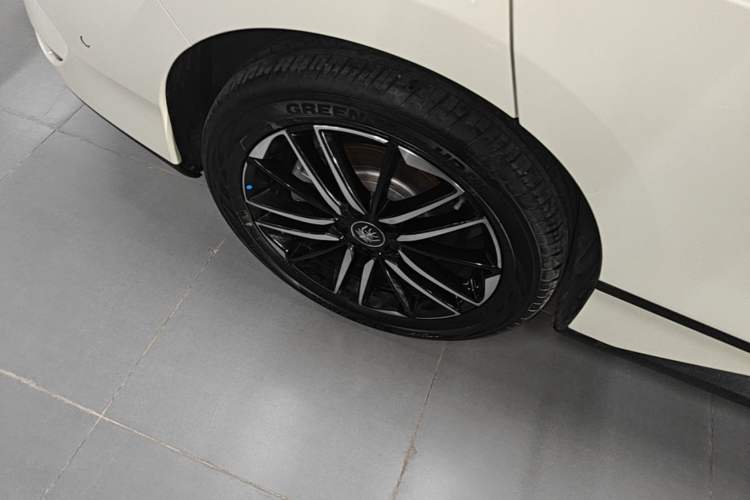Used BYD Qin L 2025 EV 545KM Excellence Edition Exterior 5