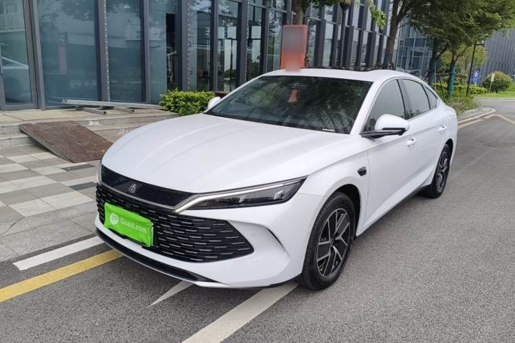 BYD Qin L 2025 DM-i Smart Drive 120KM Superior Model