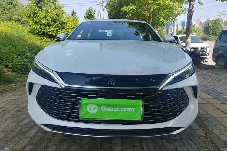 Used BYD Qin L 2025 DM-i Smart Drive 120KM Superior Model Front
