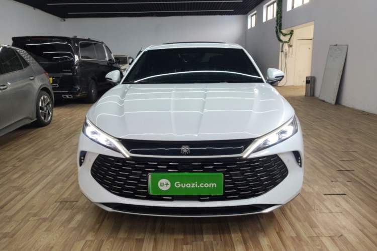 Used BYD Qin L 2025 DM-i Smart Drive 80KM Superior Model Front