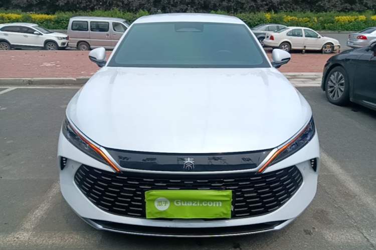 Used BYD Qin L 2025 DM-i Smart Drive 80KM Leading Model Front