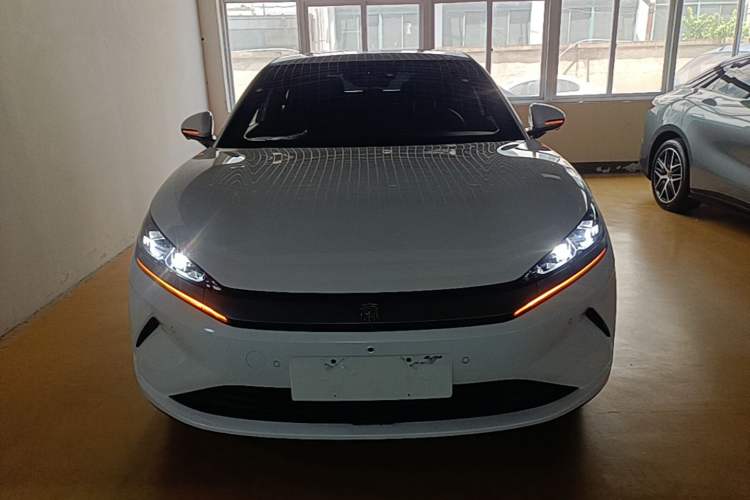 Used BYD Qin L 2025 EV 545KM Beyond Version Front