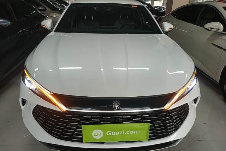 Used BYD Qin L 2025 DM-i Smart Drive 80KM Leading Model Front