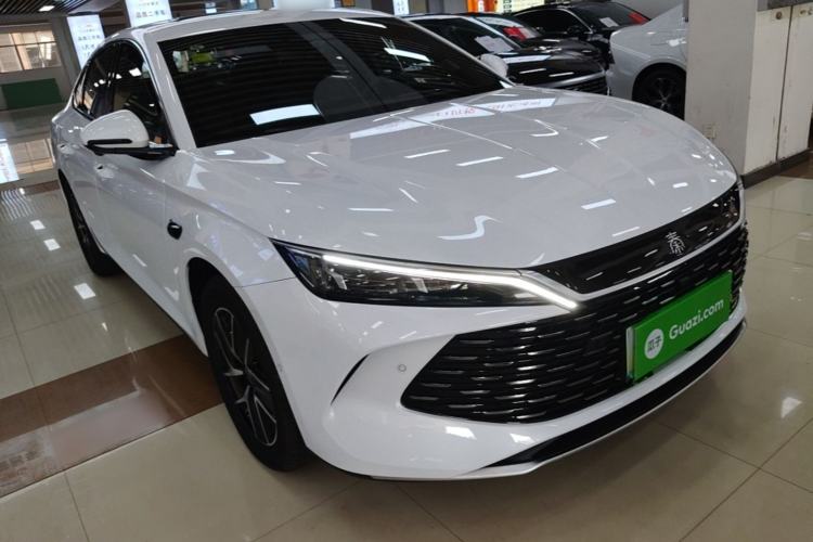 Used BYD Qin L 2025 DM-i Smart Drive 120KM Superior Model Front Right 45 Deg