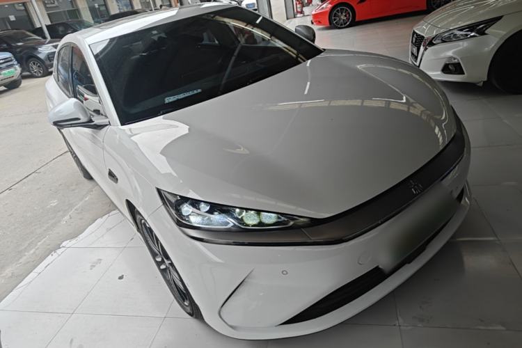 Used BYD Qin L 2025 EV 545KM Excellence Edition Front Right 45 Deg