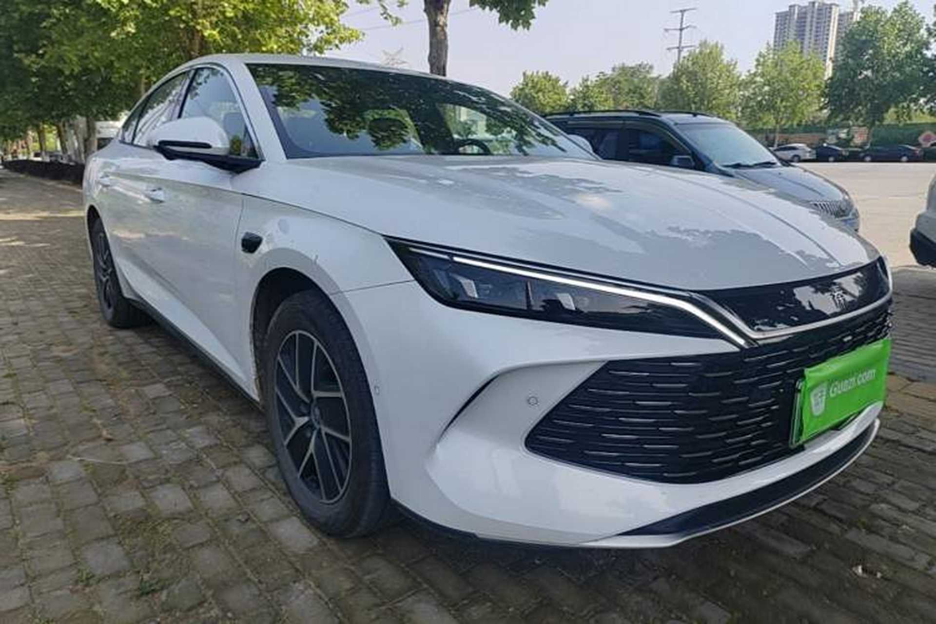 Used BYD Qin L 2025 DM-i Smart Drive 120KM Superior Model Front Right 45 Deg