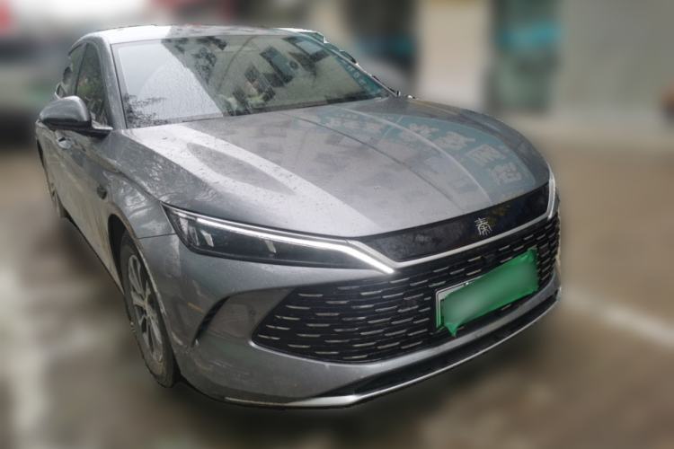 Used BYD Qin L 2025 DM-i Smart Drive 80KM Leading Model Front Right 45 Deg