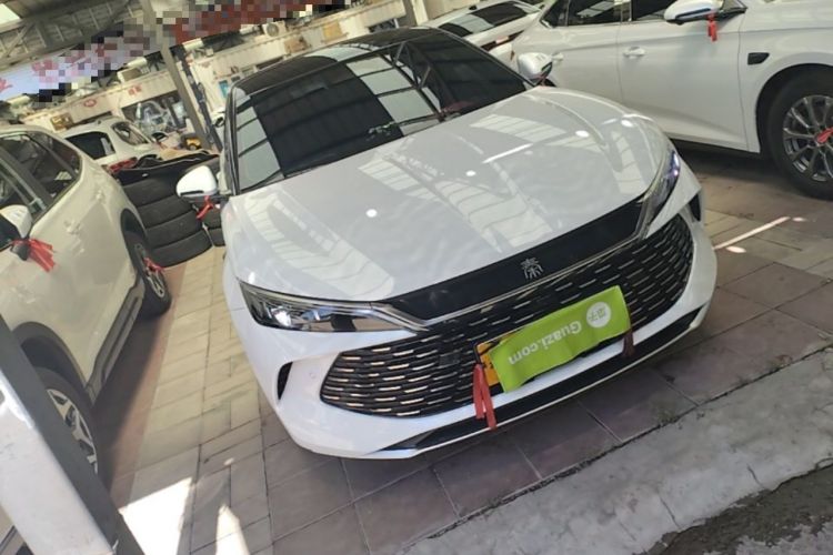 Used BYD Qin L 2025 DM-i Smart Drive 80KM Leading Model Front Right 45 Deg
