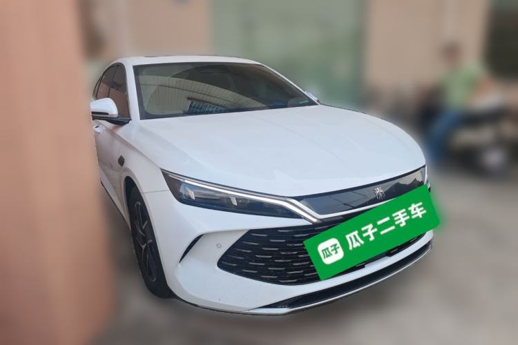 Used BYD Qin L 2025 DM-i Smart Drive 80KM Superior Model Front Right 45 Deg