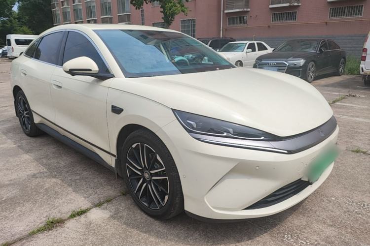 Used BYD Qin L 2025 EV 545KM Cloud Suspension Edition Front Right 45 Deg