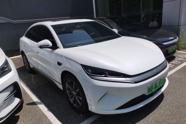 Used BYD Qin L 2025 EV 545KM Beyond Version Front Right 45 Deg