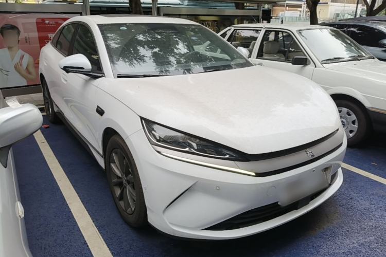 Used BYD Qin L 2025 EV 545KM Beyond Version Front Right 45 Deg