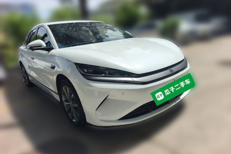 Used BYD Qin L 2025 EV 545KM Beyond Version Front Right 45 Deg