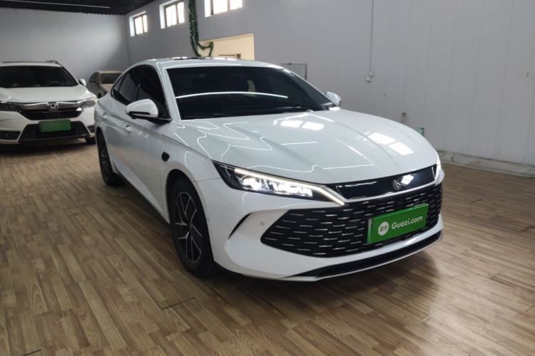 Used BYD Qin L 2025 DM-i Smart Drive 80KM Superior Model Front Right 45 Deg